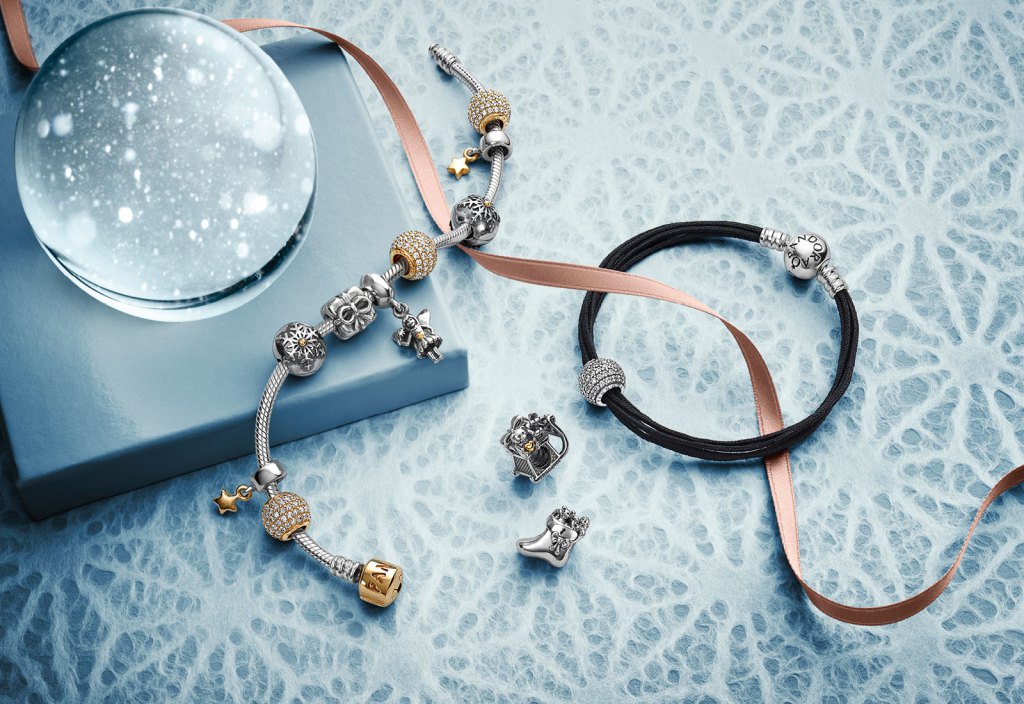 Review Pandora Christmas Collection 2013 Mora Pandora