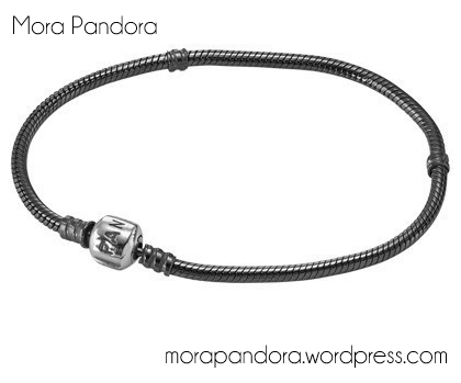 Rusten Sprog landsby Feature: The Pandora Oxidised Bracelet - Mora Pandora