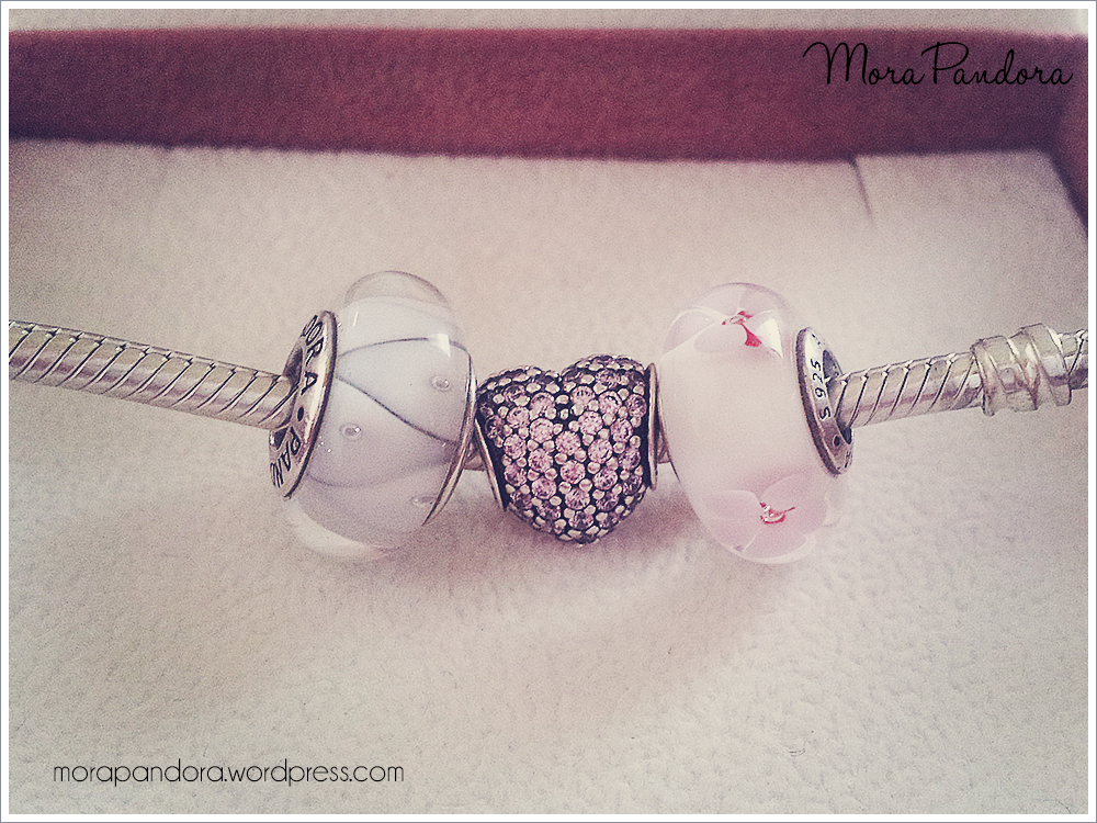 PANDORA BRACELET WITH PINK & WHITE PAVE CRYSTAL WIFE HEART LOVE THEMED  CHARMS!