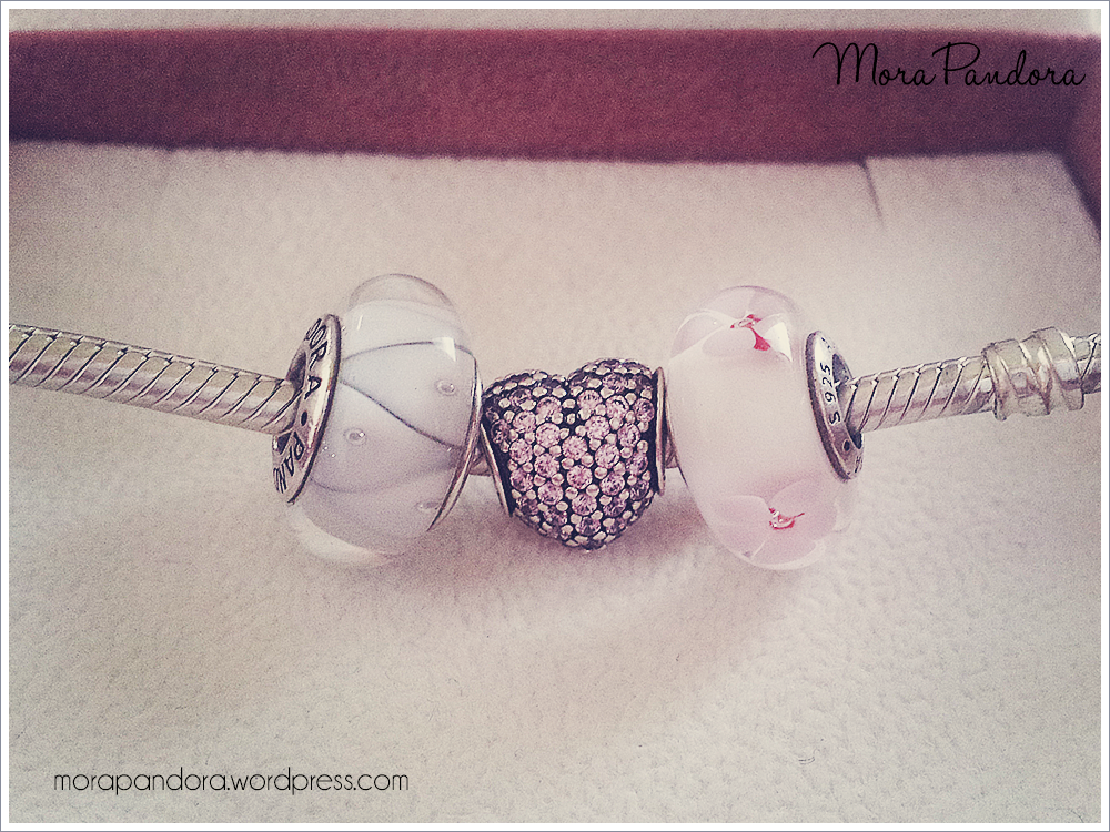 Pink Pavé Heart from Pandora Mother's - Mora Pandora