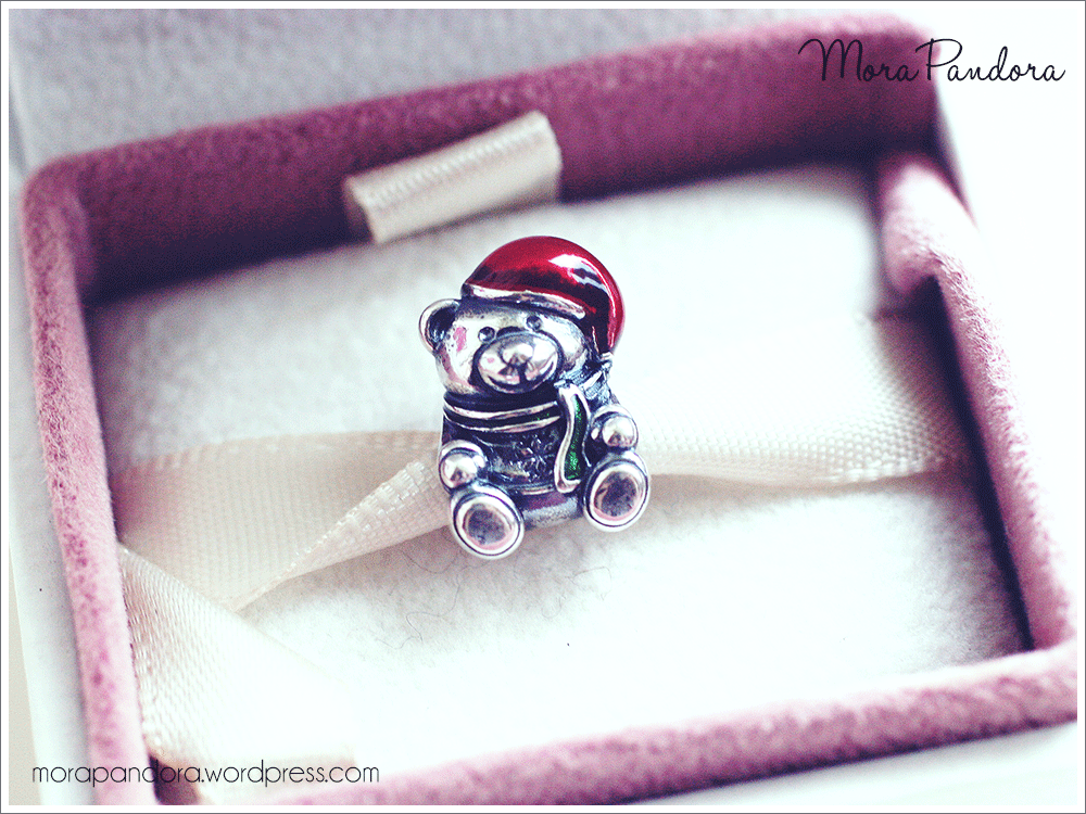 pandora christmas teddy bear charm