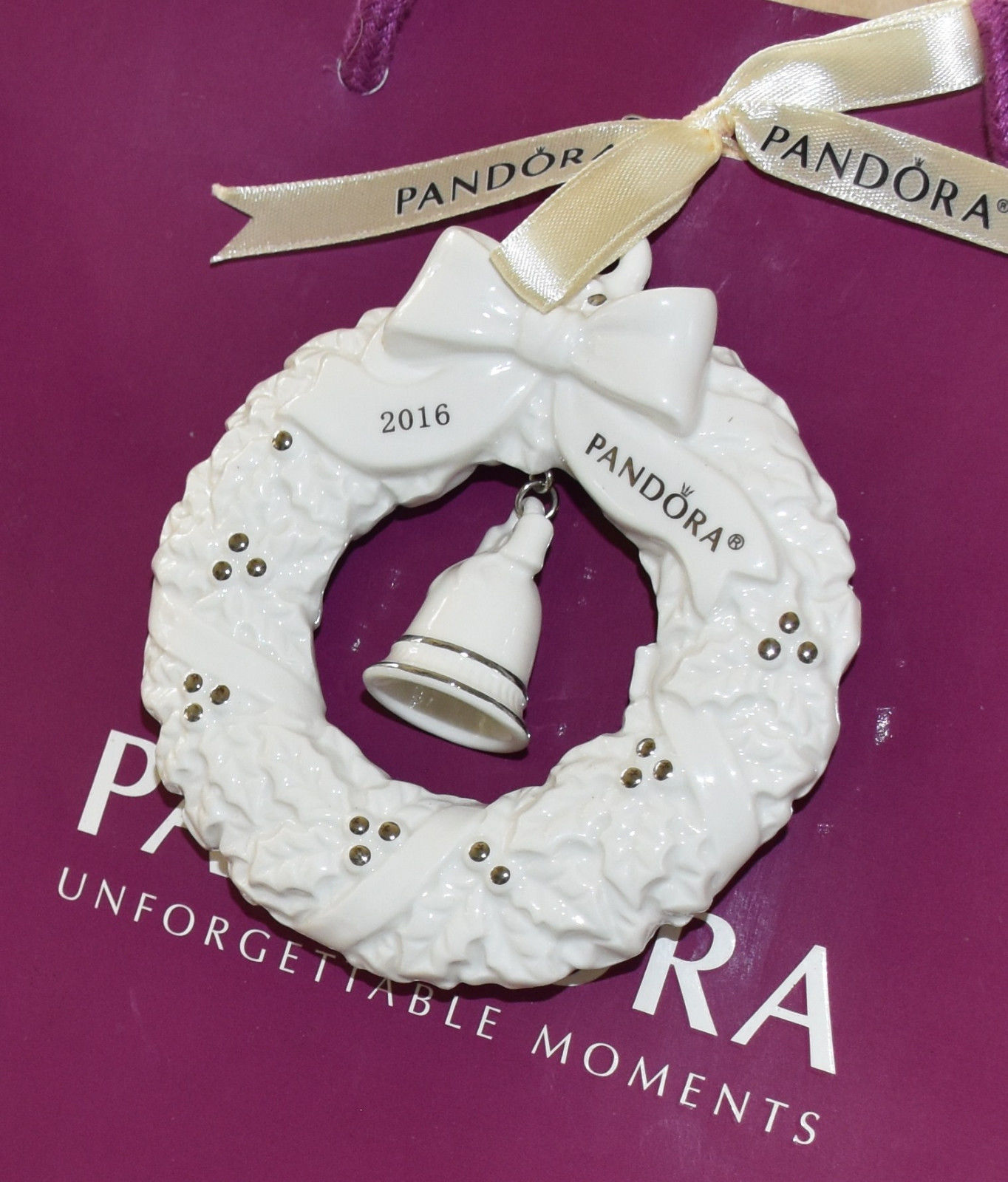 pandora-jared-ornament-2016-23jpg