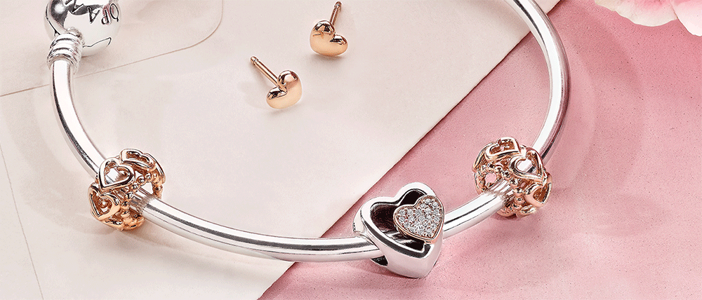 Pandora Valentine's Day 2018 collection preview - Mora Pandora  Pandora  valentine, Pandora bracelet charms, Pandora jewelry charms