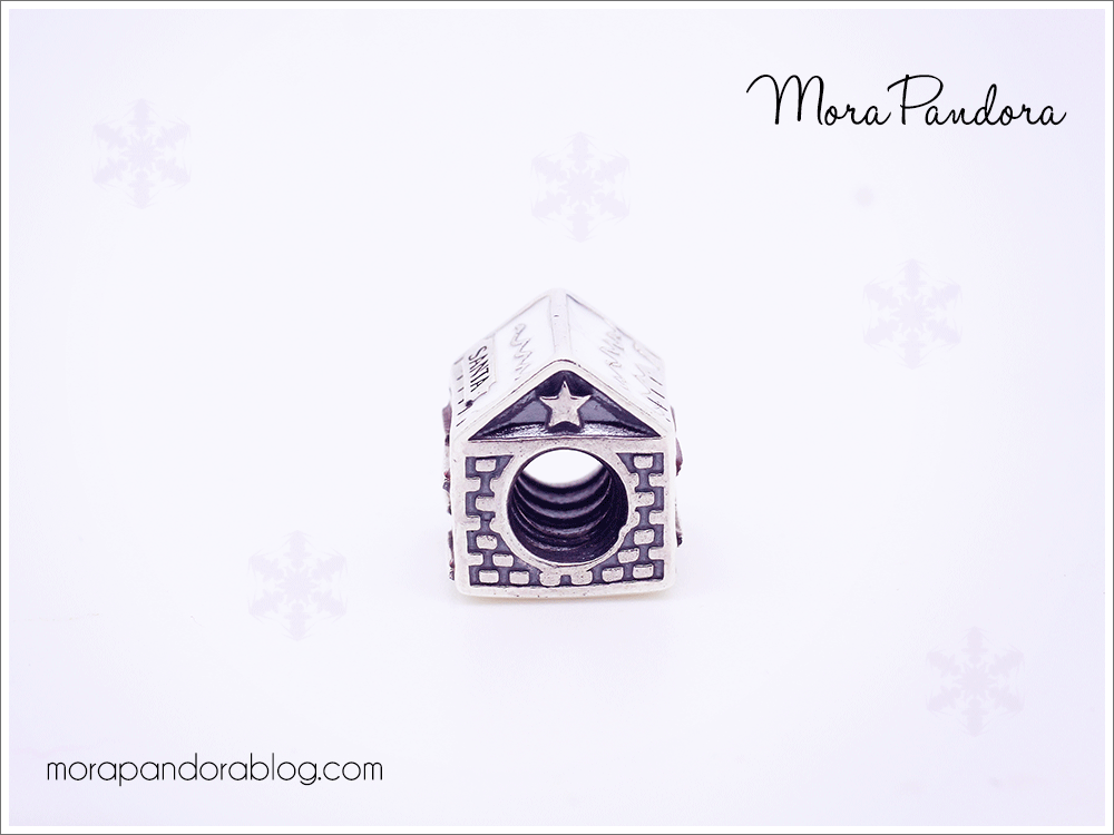 Pandora Winter 2016 Santa's House