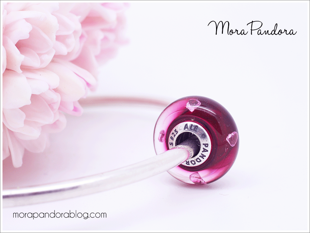 Pandora Valentine's 2017 Cerise Hearts murano