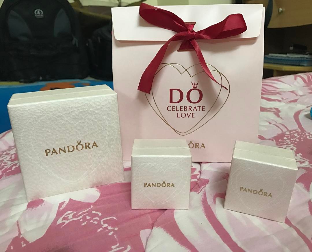 pandora gift box and bag