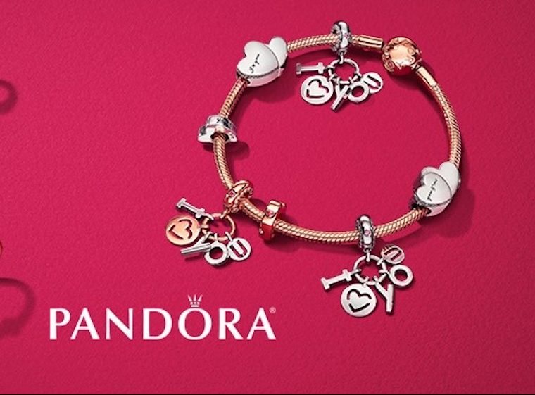 Review: Lock your Promise Bracelet from Pandora Valentine's 2018 - Mora  Pandora